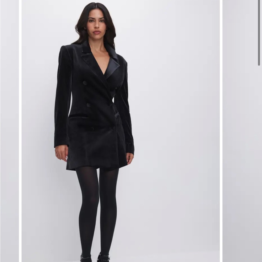 Good American Black Velvet Blazer Dress